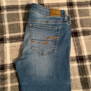 American Eagle blue jeans size 10